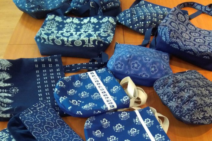 Ilustračný obrázok k článku Kabelky, aké hocikde nenájdete: Výrobky Žiarčanky Gabiky zaujali aj v zahraničí