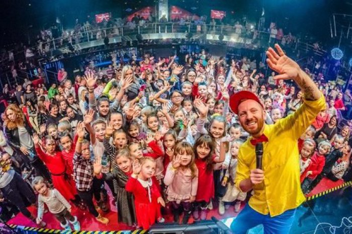 Ilustračný obrázok k článku Miro Jaroš: Prečo ho deti tak milujú?