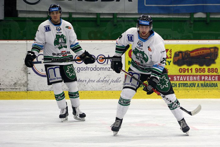 Ilustračný obrázok k článku So Zámkami sa lúči mladý center: Jeho ďalším pôsobiskom je nadnárodná EBEL Liga