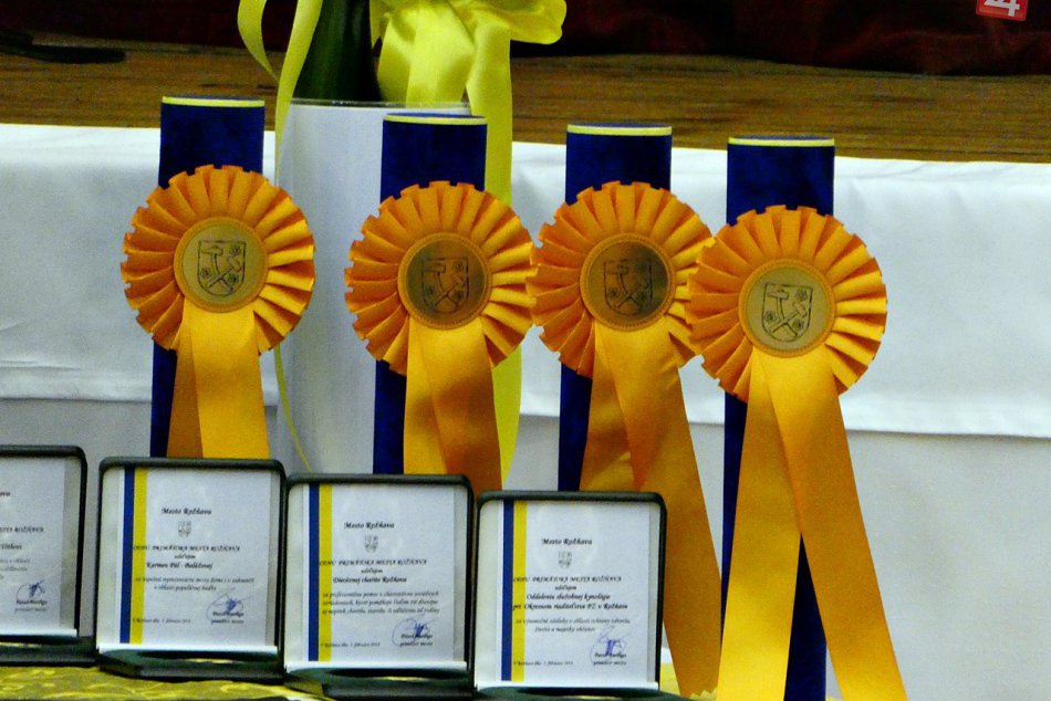 Ilustračný obrázok k článku Poznáme laureátov: Kto získal cenu mesta a čestné občianstvo?