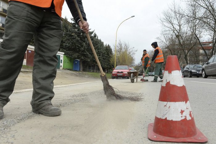 Ilustračný obrázok k článku Samospráva začne revitalizovať Továrenskú ulicu
