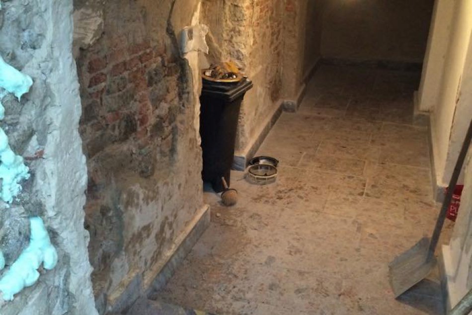 Ilustračný obrázok k článku Zemplínska obec zrekonštruovala historickú pivnicu: A nájdete ju priamo pod... FOTO!