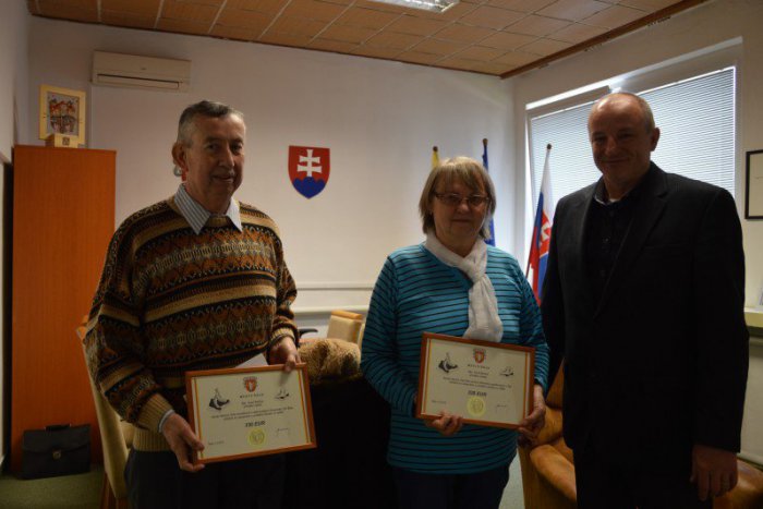 Ilustračný obrázok k článku Vstupné pomôže dvom organizáciám: Vďaka klzisku získali financie, FOTO