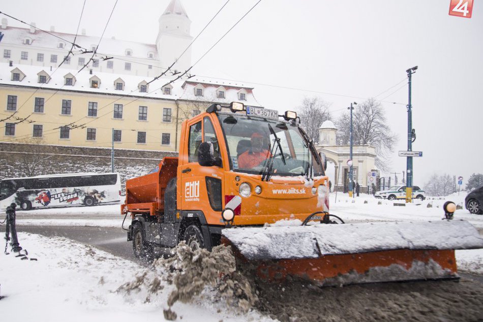 Ilustračný obrázok k článku Mesto vyhlásilo vyše 50-miliónový tender na letnú a zimnú údržbu