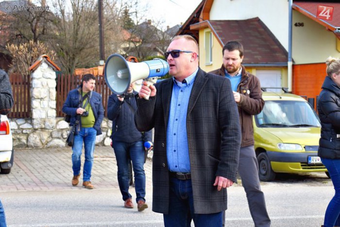Ilustračný obrázok k článku Starosta Krásnohorského Podhradia nafúkal: Ako zareagovali policajti?