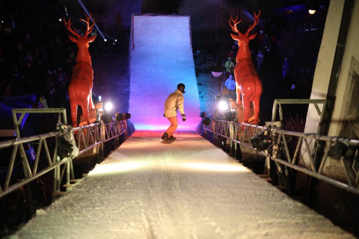 Ilustračný obrázok k článku Je doskákané: Výsledky a FOTO atmosféry kremnického Big Airu