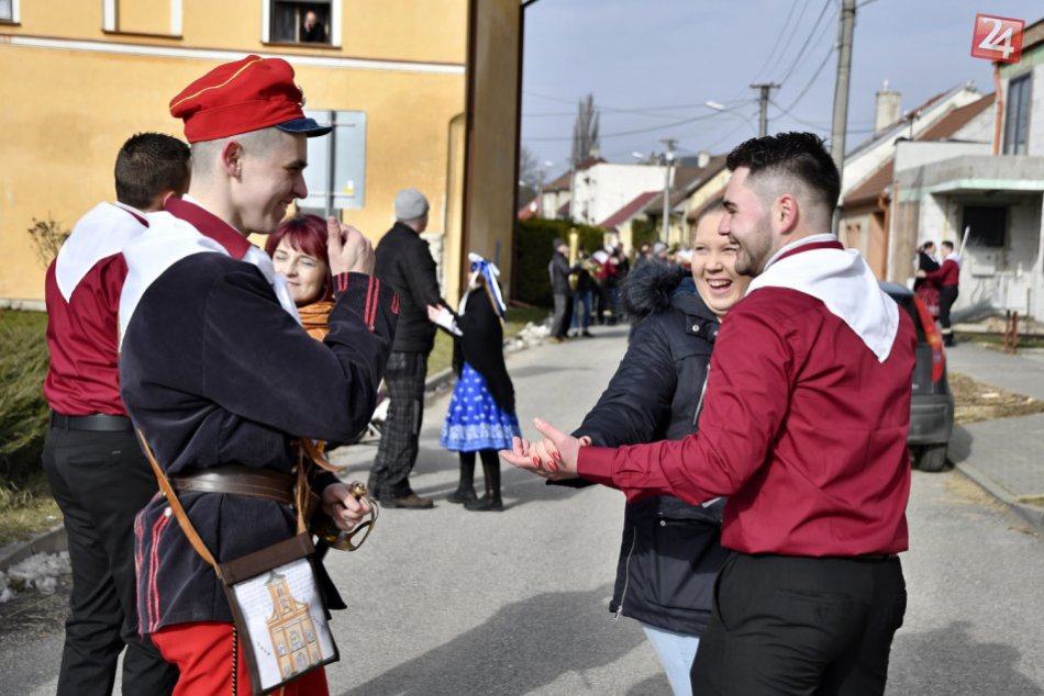 Ilustračný obrázok k článku Chtelnický hajdúch dá povel a vytancujú ženy: Zažite zvyk s protitureckých bojov