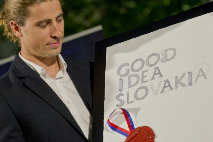 Ilustračný obrázok k článku SVET O SLOVENSKU: Zasa sme v cudzine na posmech...