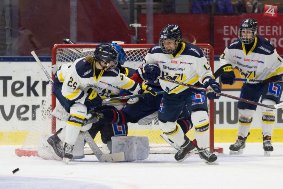 Ilustračný obrázok k článku Tatiana Ištocyová žije svoj hokejový sen. Z Popradu cez ŠKP až do Švédska