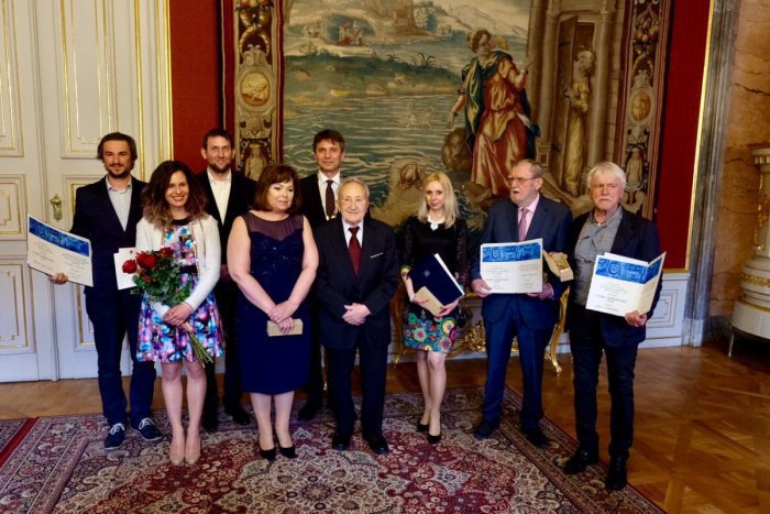 Ilustračný obrázok k článku Poznáte zaujímavého Bratislavčana? Navrhnite ho na Cenu primátora 2018