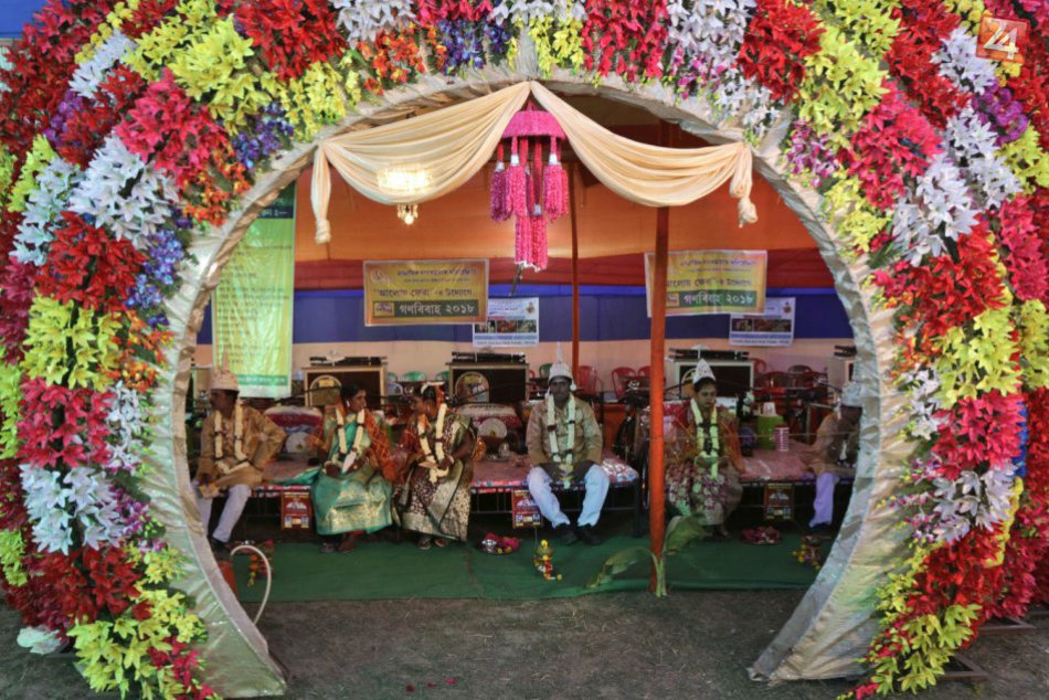 Ilustračný obrázok k článku KURIOZITA DŇA: Oslávili Valentína, v Indii sa hromadne zosobášilo 160 párov