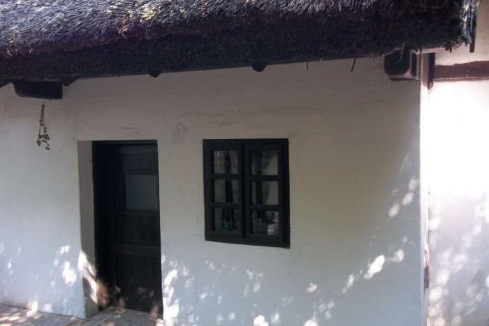 Ilustračný obrázok k článku Domček so slamenou strechou ožije: Chcete vedieť, čím prekvapia zjari?