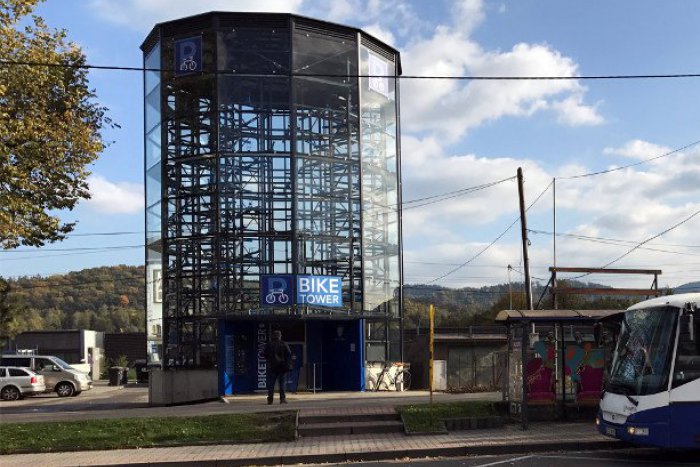 Ilustračný obrázok k článku Parkovací dom pre bicykle: Dočkáme sa podobného aj v Bratislave?