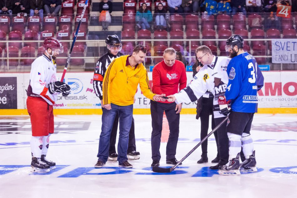 Ilustračný obrázok k článku Bystričania, máte radi hokej a zháňate si prácu? Na zimáku budete môcť nájsť oboje