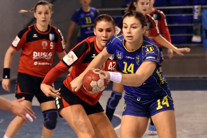 Ilustračný obrázok k článku Šalianske hádzanárky vysoko vyhrali: Návšteva z Michaloviec odišla s prehrou