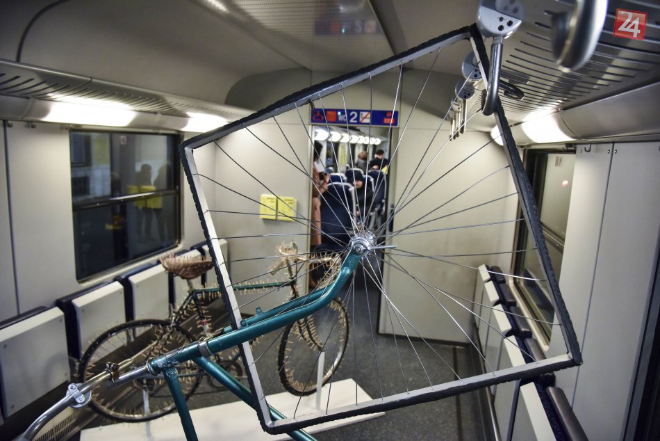 Ilustračný obrázok k článku V Bratislave predstavili umelecký vlak. Cestujúci sa môžu tešiť na zaujímavé výstavy