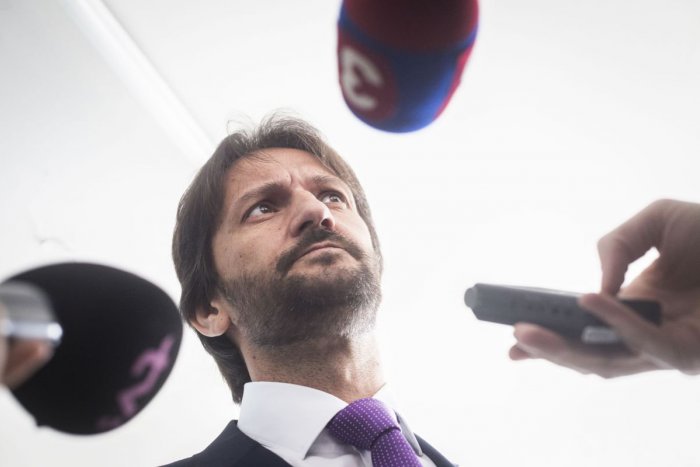 Ilustračný obrázok k článku Robert Kaliňák na Facebooku: V prípade vraždy Jána Kuciaka môže pomôcť aj FBI