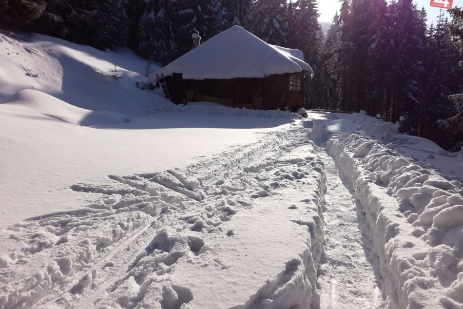 Ilustračný obrázok k článku Tieto ZÁBERY spravia náladu: Snehu ako v ruskej rozprávke a v našom okrese!