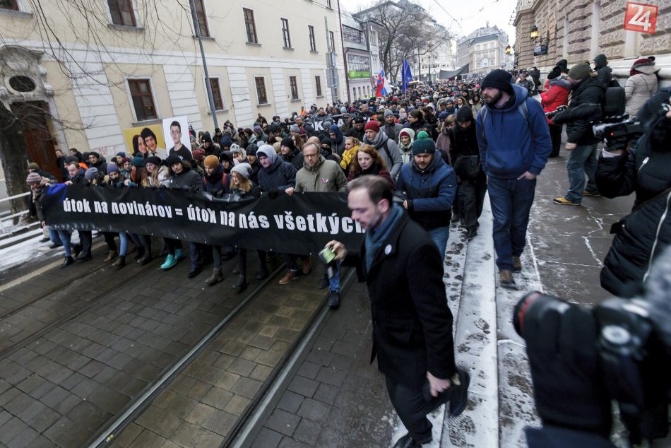 Ilustračný obrázok k článku Vodiči, pozor! Počas tichého pochodu vás čakajú dopravné obmedzenia