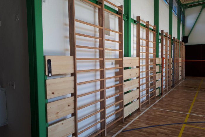 Ilustračný obrázok k článku Vrátia sa z prázdnin a potešia sa: Na prešovskej škole čaká žiakov vynovená telocvičňa