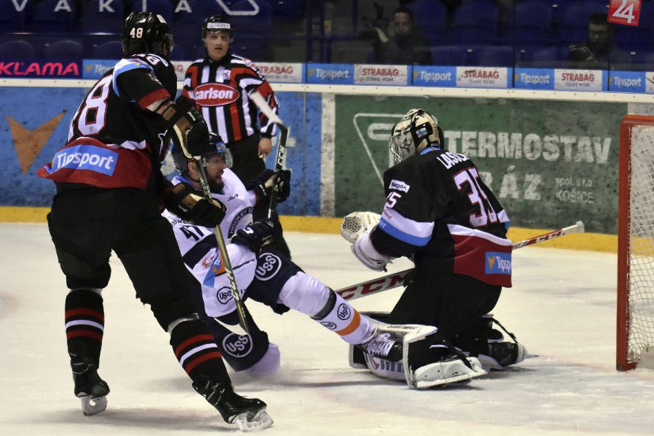 Ilustračný obrázok k článku FOTO: Dráma na košickom ľade. Víťazstvo baranov zariadil v nájazdoch Asselin