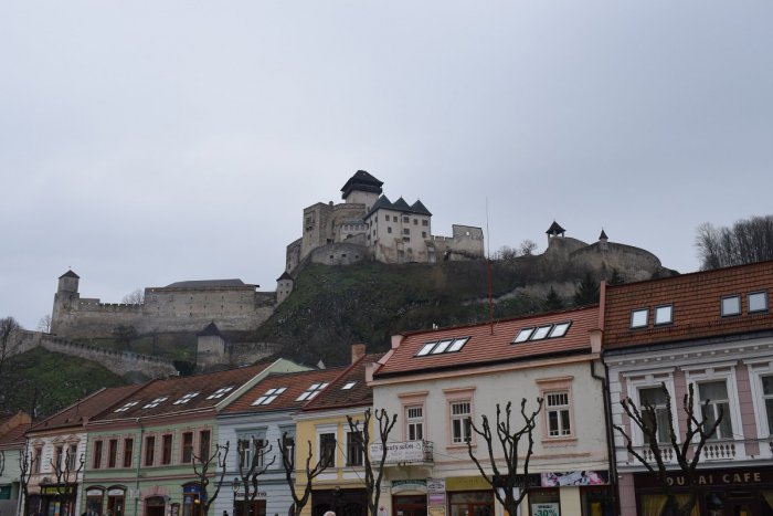 Ilustračný obrázok k článku Nenechajte sa zahanbiť a prejdite si ich: 10 historických rokov, ktoré by mal poznať každý Trenčan