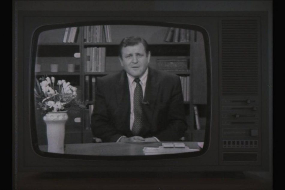 Ilustračný obrázok k článku RANNÁ ŠTVORKA: Pred 24 rokmi prežívalo Slovensko pád prvej Mečiarovej vlády