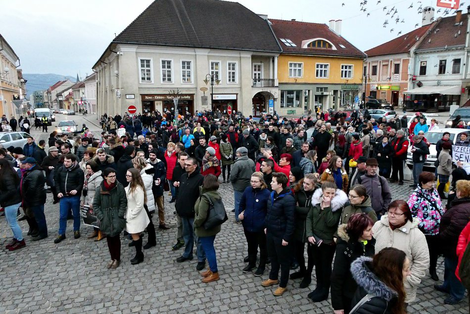 Ilustračný obrázok k článku V Rožňave sa uskutoční ďalší protest