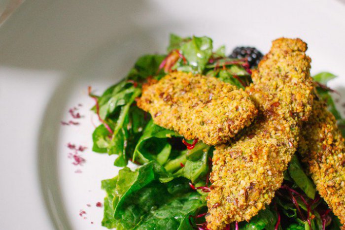 Ilustračný obrázok k článku Redakcia radí: Chrumkavé kuracie kúsky v pistáciovej kruste