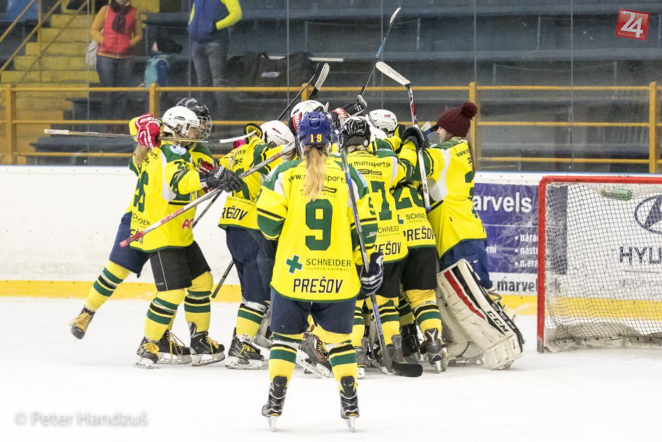 Ilustračný obrázok k článku Krásny úspech prešovských hokejistiek: Šarišanka postúpila do finále extraligy