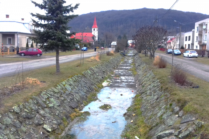 Ilustračný obrázok k článku FOTO: Dedina pri Humennom, ktorú navštevujú aj zo zahraničia. Čím Brekov láka?