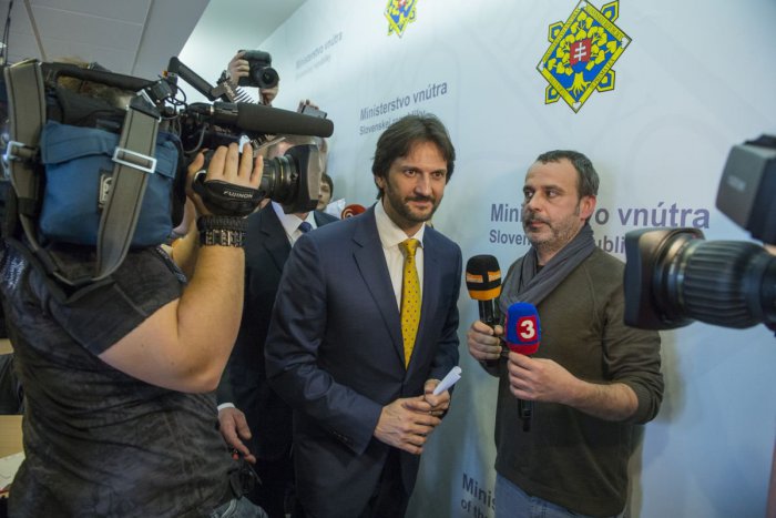 Ilustračný obrázok k článku Prokurátor Špirko podal trestné oznámenie na R. Kaliňáka a funkcionárov polície