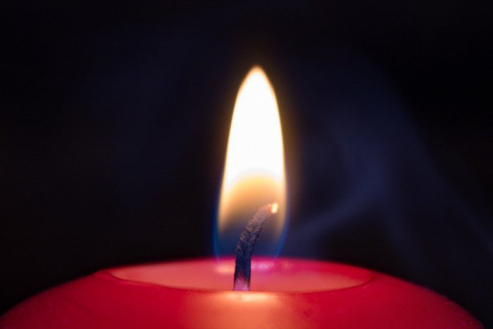 Ilustračný obrázok k článku Smutná správa: Zomrel dlhoročný herec zvolenského DJGT Emil Kosír