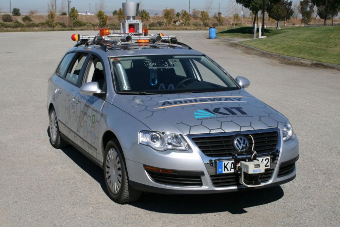 Ilustračný obrázok k článku Sedem nemeckých univerzít spojilo sily: Vyvíjajú robotické elektrické vozidlá