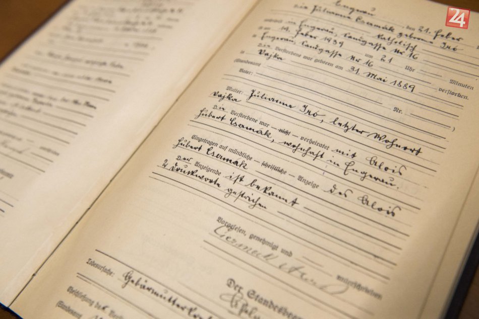 Ilustračný obrázok k článku Štrbavý či Slanina: Staré matriky v Nitre ukrývajú aj ojedinelé priezviská