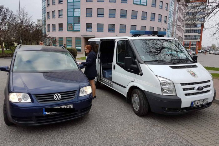 Ilustračný obrázok k článku Aj tento rok si môžete podať daňové priznanie priamo zo svojho auta