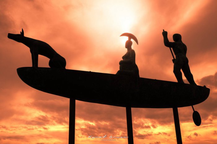 Ilustračný obrázok k článku Klenot dunajskej promenády: Viete, čo znázorňuje pôsobivá socha pri River Parku?