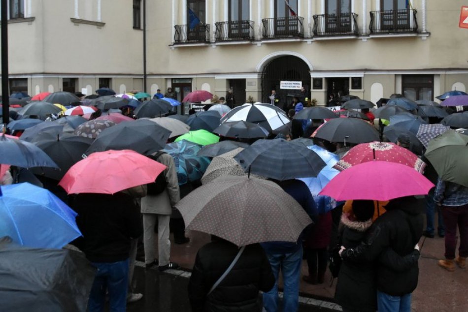 Ilustračný obrázok k článku V Michalovciach sme si pripomenuli zhromaždenia za Jána a Martinu