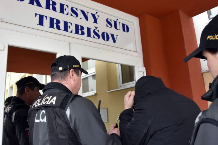 Ilustračný obrázok k článku Vyhrážky a výtržníctvo: Brat talianskeho podnikateľa Vadalu je už vo väzbe