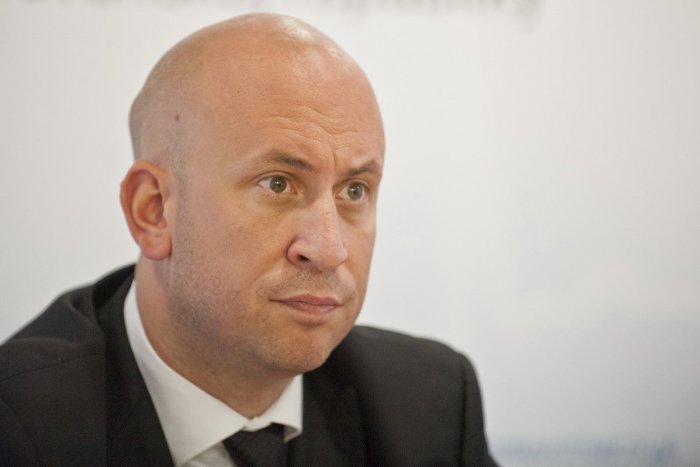 Ilustračný obrázok k článku Ministrom vnútra sa má stať Jozef Ráž ml.: Oznámil to Robert Fico