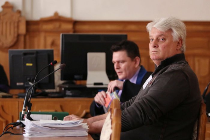 Ilustračný obrázok k článku Viliam Mišenka je na úteku: Najvyšší súd poskytne súčinnosť pri jeho dolapení