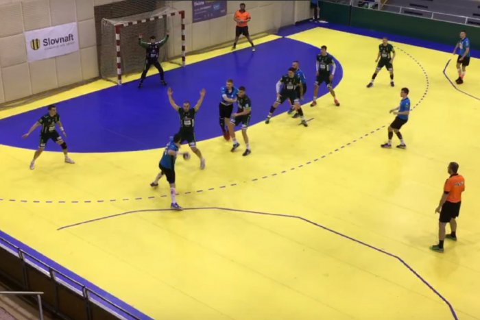 Ilustračný obrázok k článku Hádzanári neúspešní: Na domácej palubovke podľahli Prešovu, VIDEO