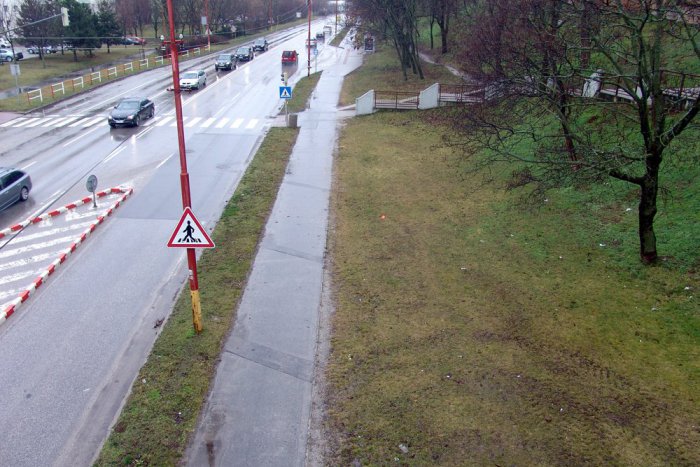 Ilustračný obrázok k článku V hľadáčiku Trnavy cyklotrasa a chodník pre chodcov: Bezpečnejšie na Hlbokej