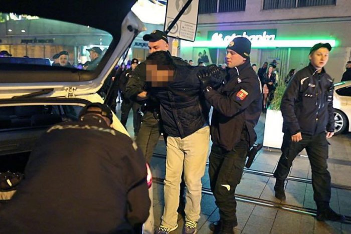 Ilustračný obrázok k článku Krajský súd rozhodol: Muž, ktorý dobodal 37-ročného Braňa, zostáva vo väzbe