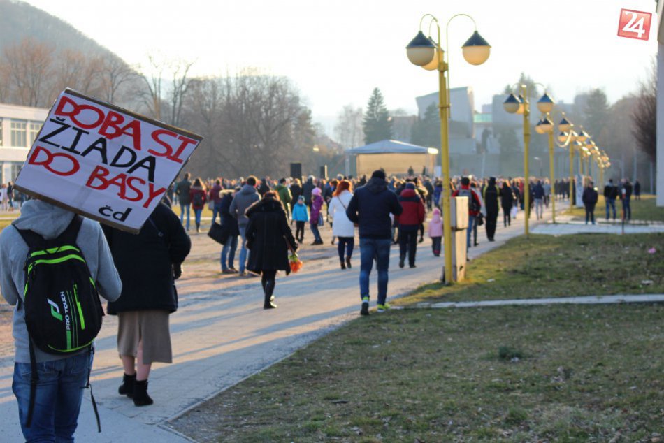Ilustračný obrázok k článku Bystričania opäť vyjdú do ulíc. Mestom povedie pochod Za slušné Slovensko