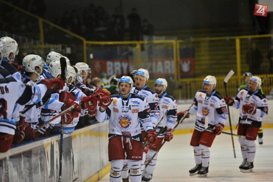 Ilustračný obrázok k článku Obranca Zeleňák sa vrátil do Zvolena. Klub angažoval aj dvojicu mladých útočníkov