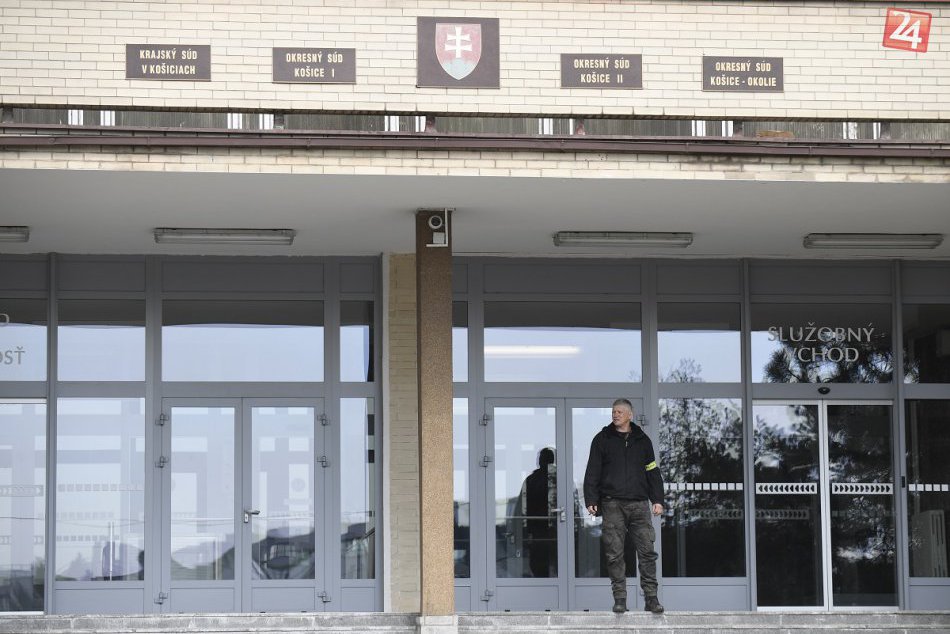 Ilustračný obrázok k článku Dohodli zvýšenie platov: Justiční zamestnanci nevstúpia do ostrého štrajku