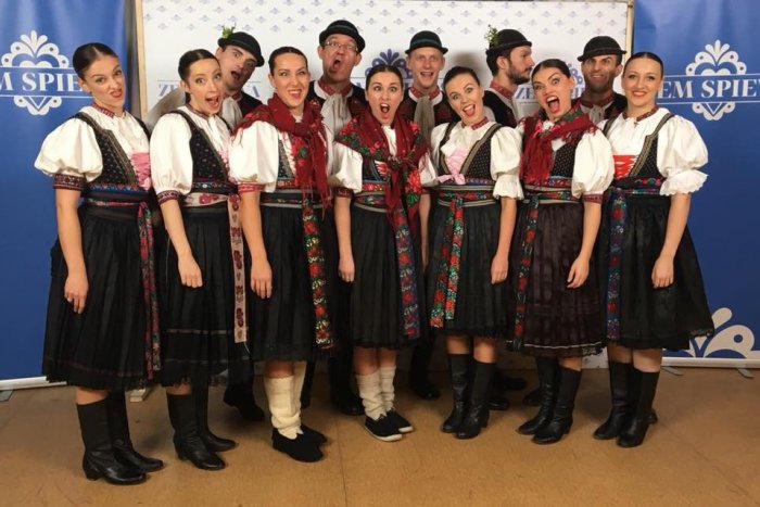 Ilustračný obrázok k článku Nadšenie trenčianskych Nadšencov pretrváva: Ako hodnotia finále v Zem spieva?