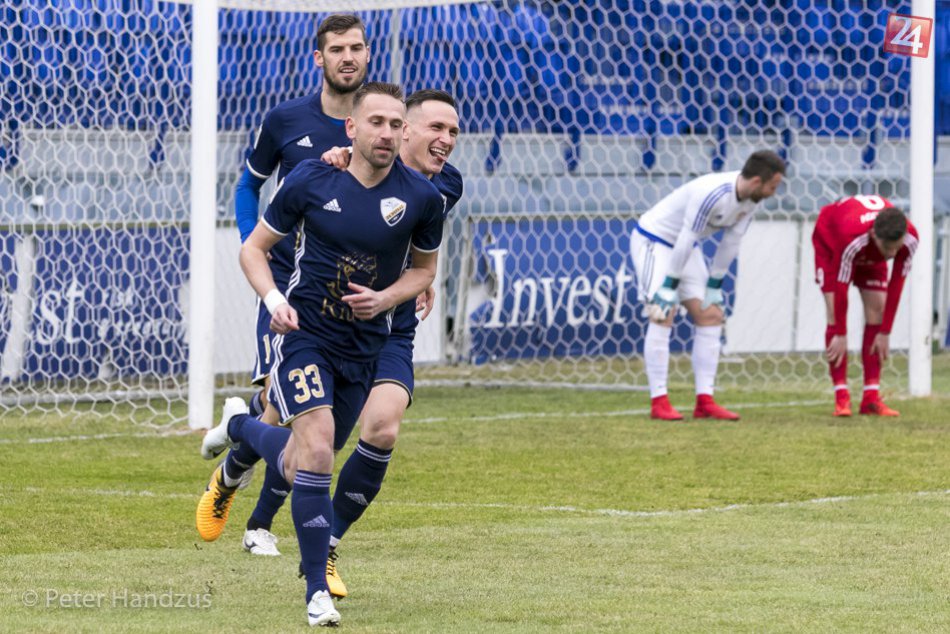 Ilustračný obrázok k článku Partizáni popradských orlov nezaskočili: V kvalitnom zápase zaslúžené tri body