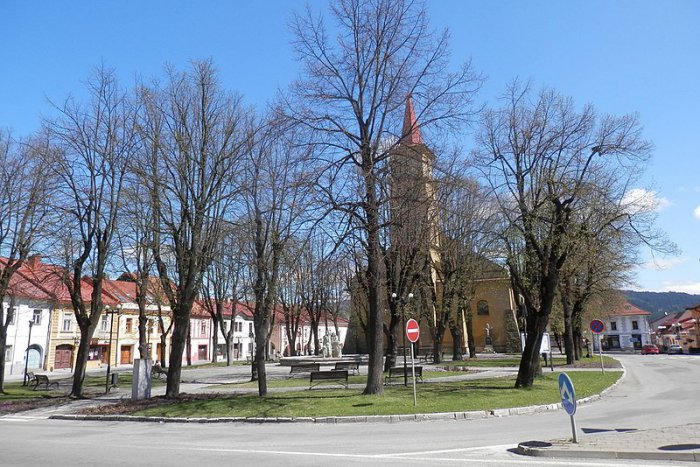 Ilustračný obrázok k článku Čo poteší návštevníkov: Stará Ľubovňa obnoví pasáž na Námestí sv. Mikuláša